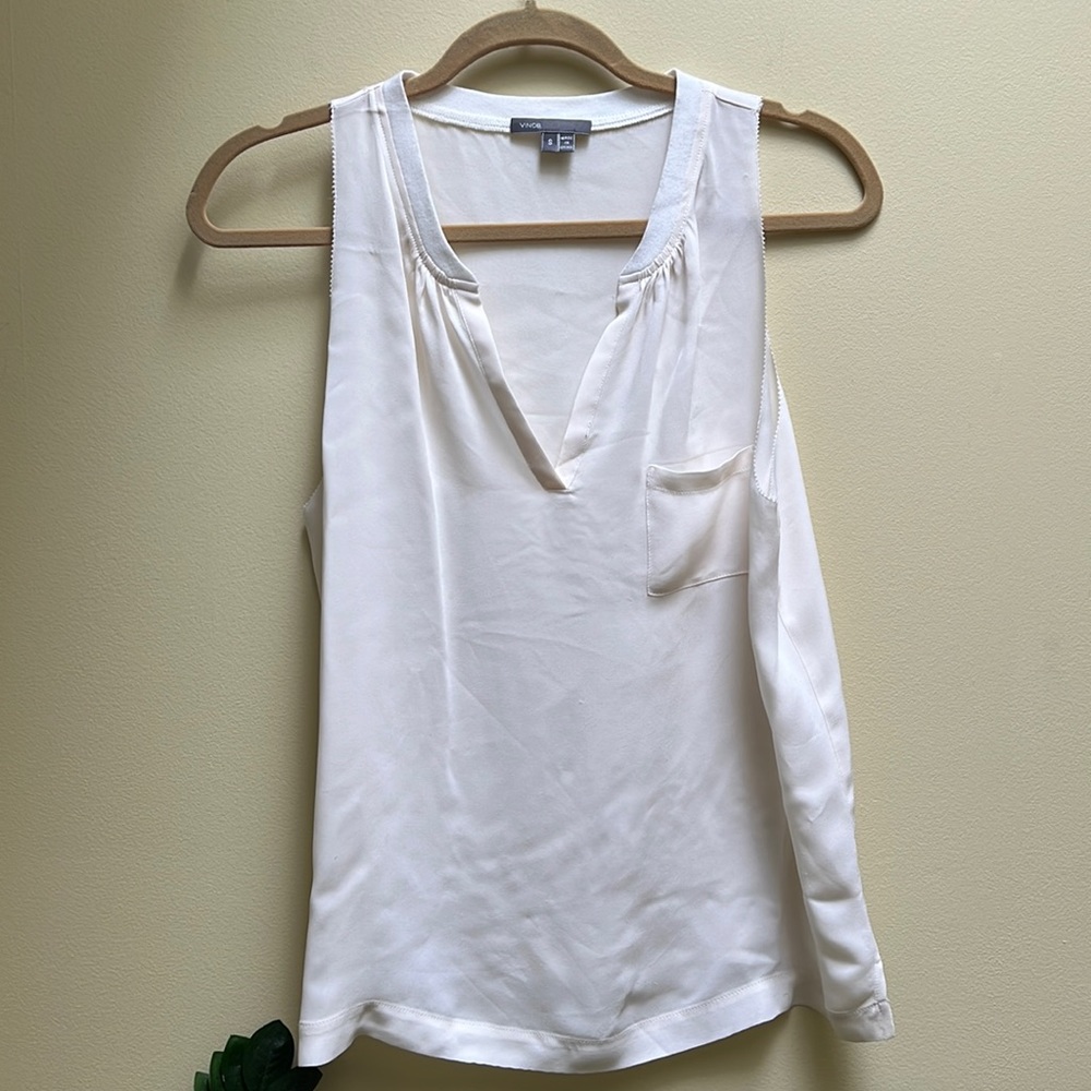 VINCE 100% silk sleeveless top, size Small